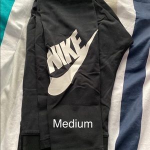 Womens Nike Leggings